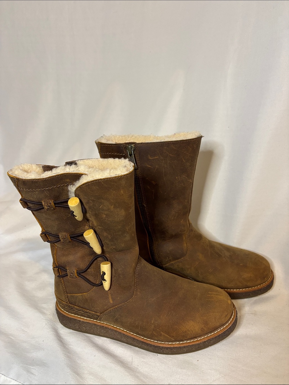 Ugg Kaya Waterproof Leather Boots Women Size 5